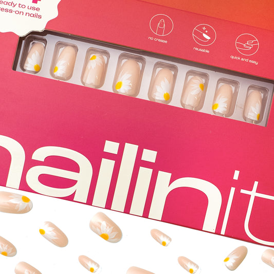 Daisy | Reusable Pink Oval Nails with White Daisy Design | 24 Pcs | Long Length - nailinit