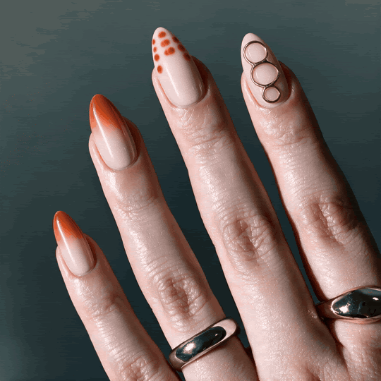 Gold Drip | Press-On Nails | 24 pcs | Almond Shape | Long | Reusable Design