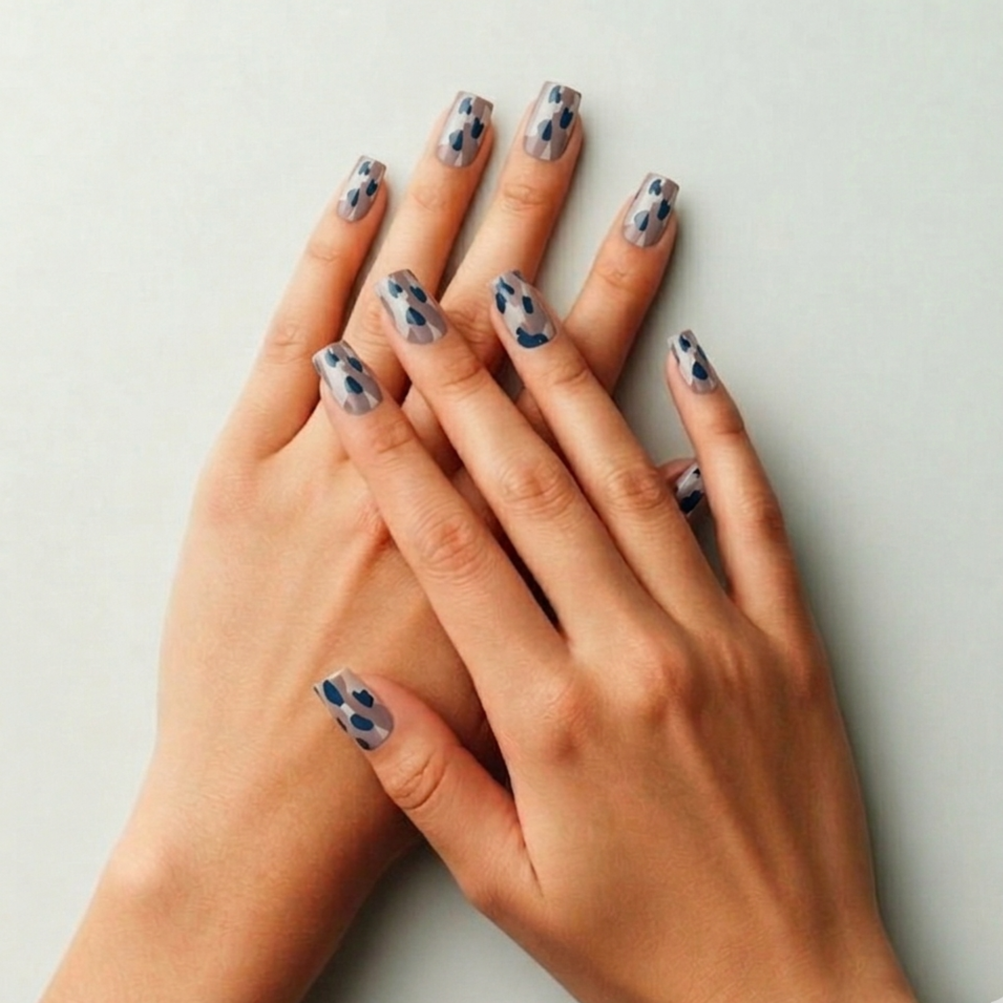 Denim Girly | Reusable Press-On Nails | 24 Pcs | Blue & White | Square Shape | Medium