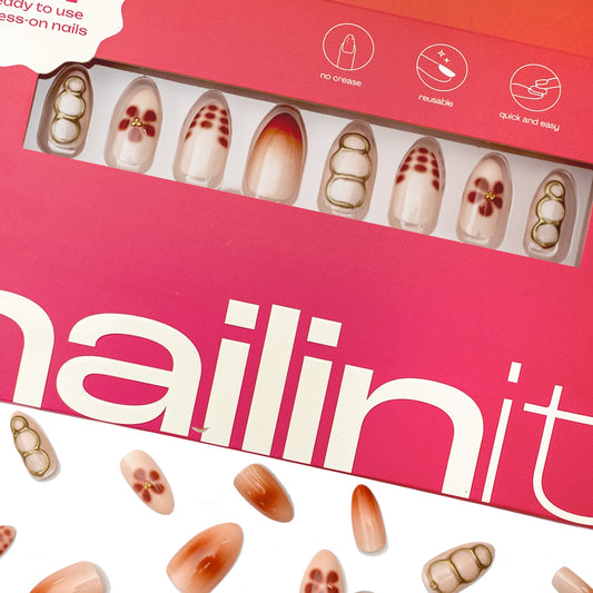 Gold Drip | Press-On Nails | 24 pcs | Almond Shape | Long | Reusable Design
