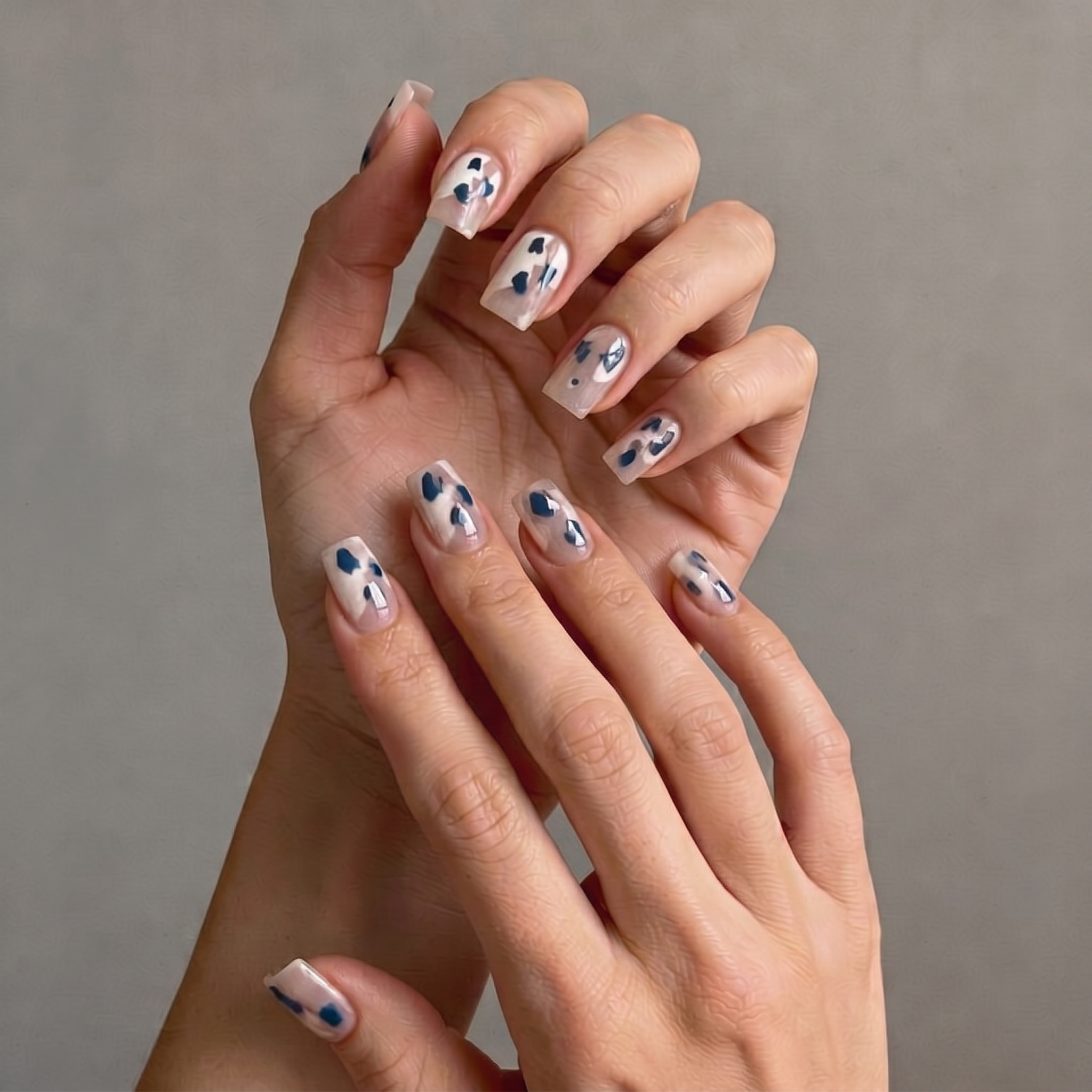 Denim Girly | Reusable Press-On Nails | 24 Pcs | Blue & White | Square Shape | Medium